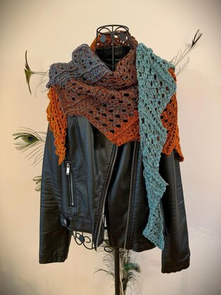 Triangular Scarf "Rhoxane"