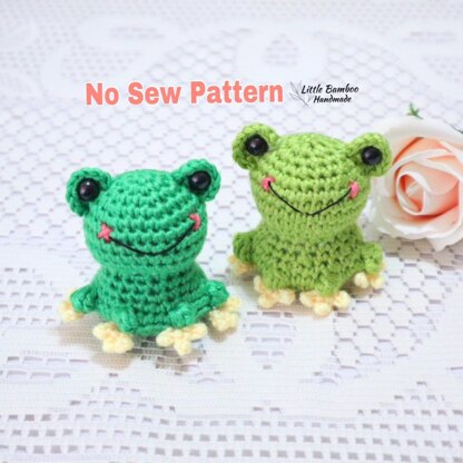 No Sew Frog Amigurumi