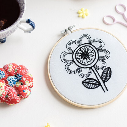 Cotton Clara Jane Foster Flower Embroidery Kit - 16cm
