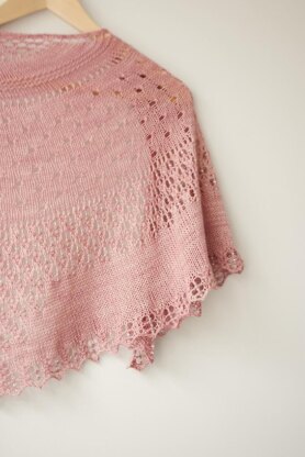 Half-Moon Shawl Ideas and Free Patterns