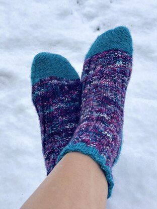 Basic Ribbed Toe-Up Sock Recipe for Worsted Weight