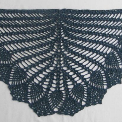 Free Crochet Pattern Lace Triangle Shawl · Free Crochet Patterns