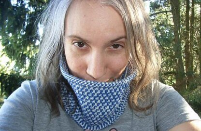 Basket weave cowl