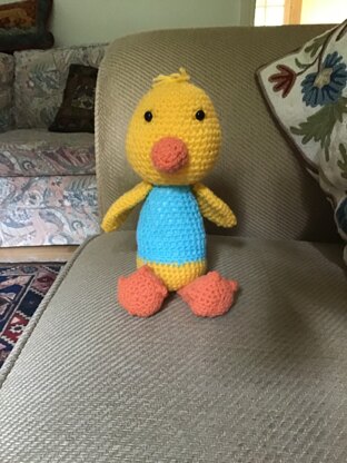 Alfie the Duckling in Paintbox Yarns Simply DK - 012 - Downloadable PDF