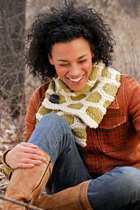Bumble Up Scarf in Spud & Chloe Outer - 9202 (Downloadable PDF)
