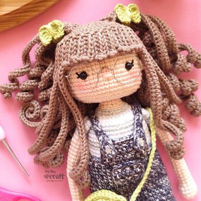 Lili Doll
