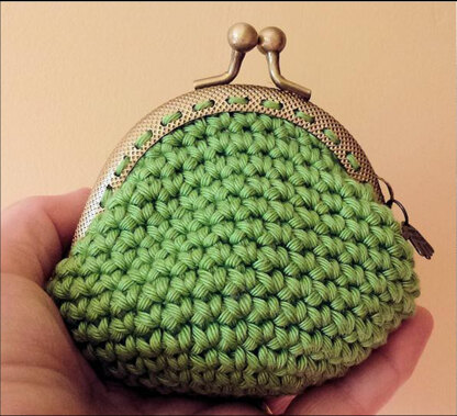 Easy crochet Kisslock Coin Purse