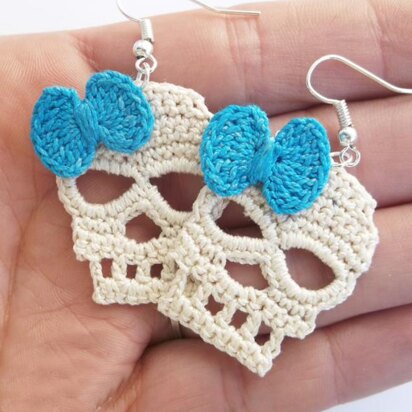 Skull earrings