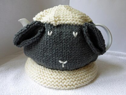 Breakfast Cosies for Ewe