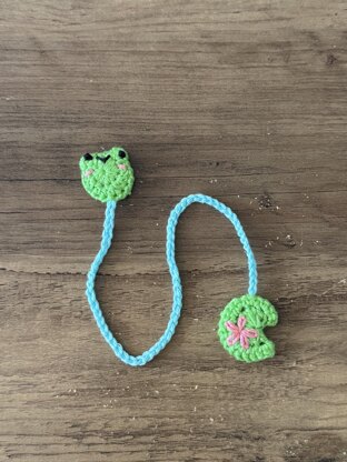 Crochet Frog and Lily Pad Bookmark Pattern