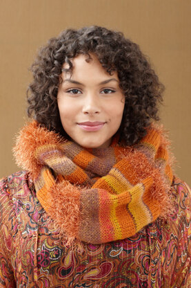 Paint Palette Cowl in Lion Brand Fun Fur and Amazing - 90640AD