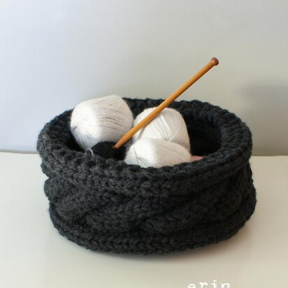 Twisted Cable Chunky Knit Basket (HomDec011)