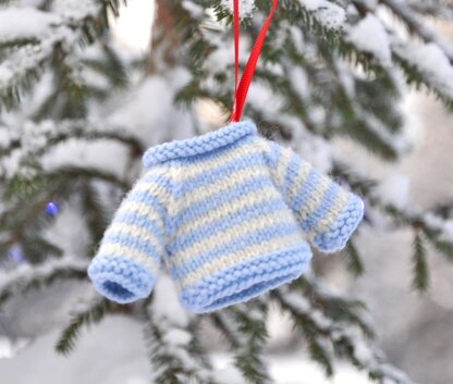 Mini sweater Christmas ornament