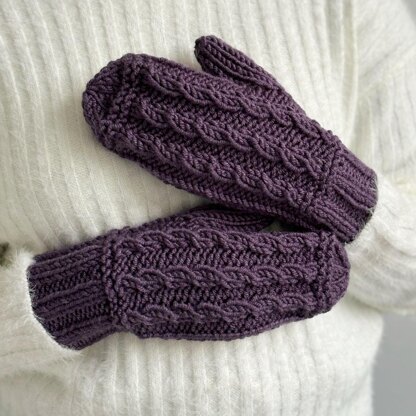 'Katie’ Hat, Mittens and Scarf