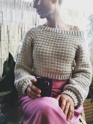 Elsa Offshoulder sweater