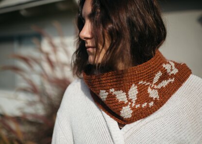 Falling Leaves Cowl