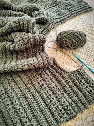 Short Row Cable Blanket