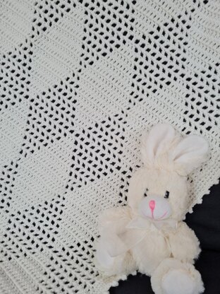 Diamond Checkers Filet Blanket
