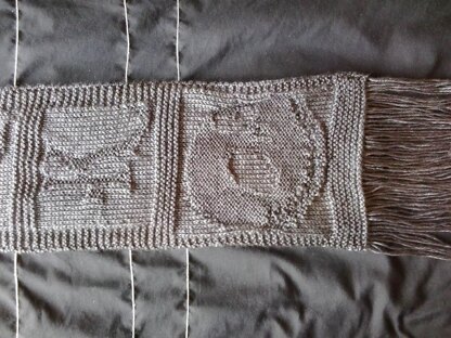 Jack Skellington Scarf Knitting Pattern