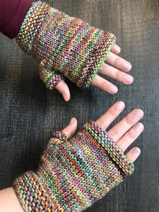 Hat and Fingerless Mitts