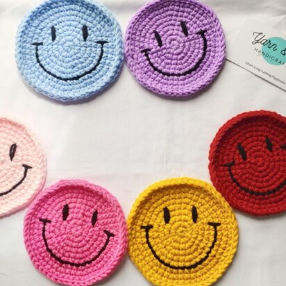 Smile Coaster crochet pattern