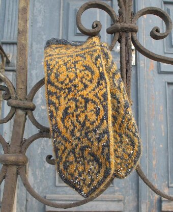 Irish Vine Mittens