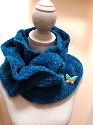 Faux Fur Cowl- Peacock