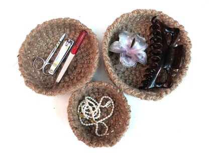 Nesting crochet organizers