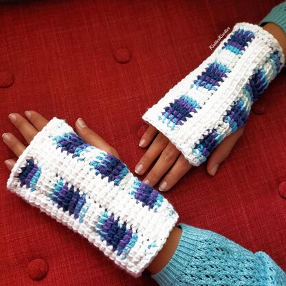 Join Me - Easy Tunisian Mittens