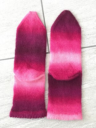 Rose Lawn Socks with Magic Wrap Heel