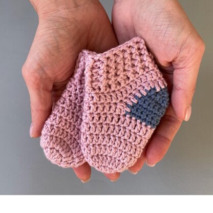 Easy baby socks for newborn