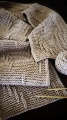 Stacked Lines Scarf
