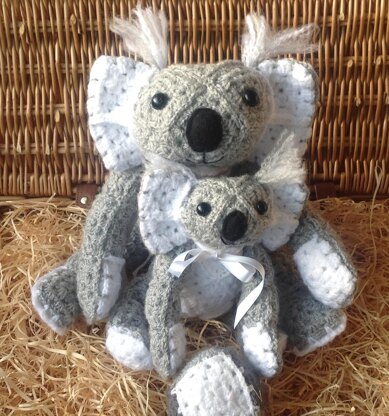 Granny Square Koala Bears