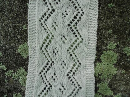 Winding Ribbons Lace Scarf