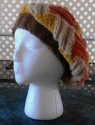 Ribbed Entrelac Beret