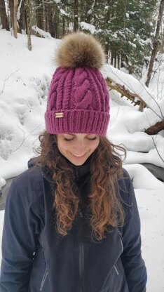 Frosty - Braided Cable Hat