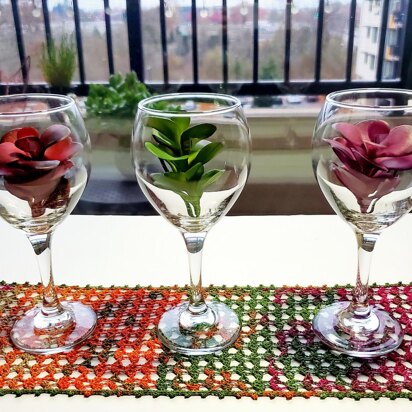 Leafy Table Runner