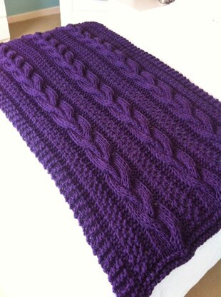 Braided Cable Chunky Blanket / Throw