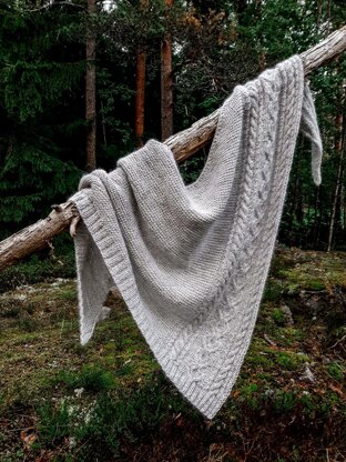 Muistojen medaljongit - Memory Lane Shawl