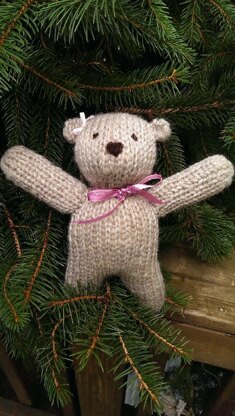 Simple Knitted Teddy Bear