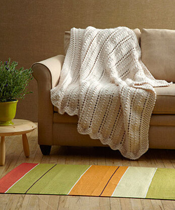 Lacy Throw in Lion Brand Wool-Ease Thick & Quick - L0216AD