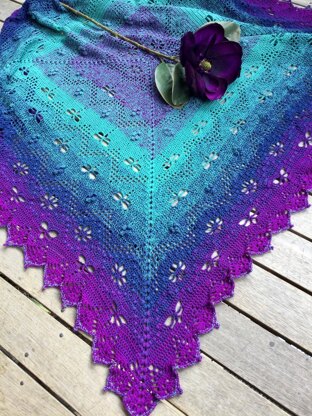 Dragonfly Labyrinth Blanket