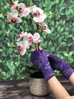 Orchid Bloom Mitts