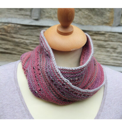 Two Colour Mobius Cowl in Rowan Alpaca Colour