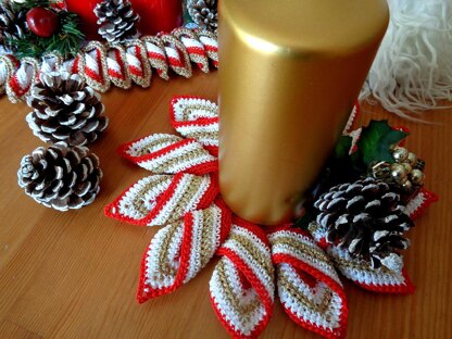 Christmas Swirls decorations Doilies