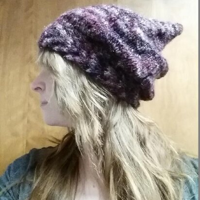 Slouchy Pixie Hat - knitting pattern