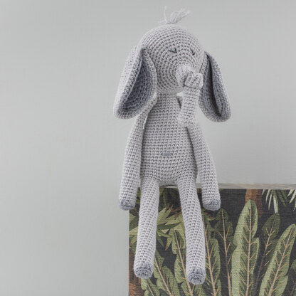 Eddie Elephant in Yarn and Colors Must-Have - YAC100092 - Downloadable PDF