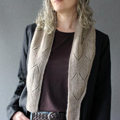Pinecone Scarf