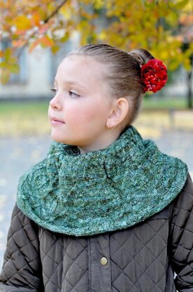 Dancing Leaves Snood