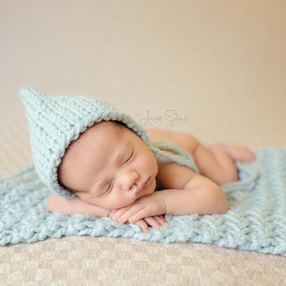 Newborn Pixie Hat and Blanket